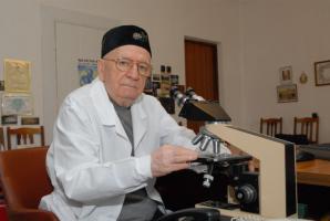 Anestiadis Vas. Xrist. akadim. Moldova..png